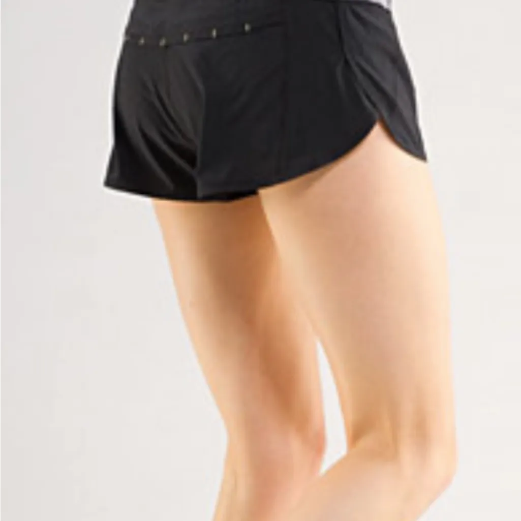 lululemon athletica Run Split Shorts size 6 - Image 2