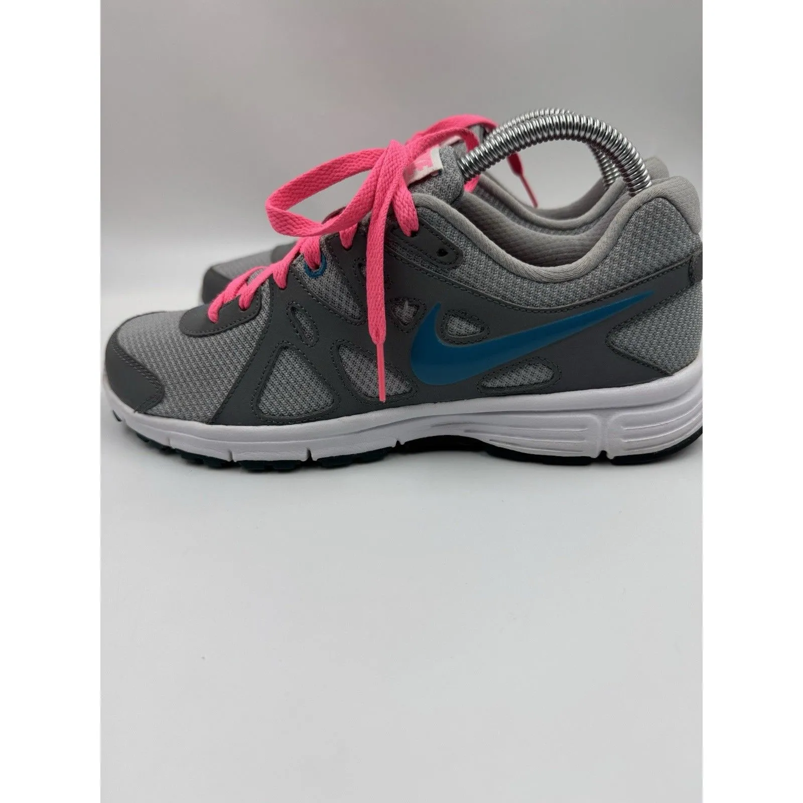 Nike Revolution 2 Womens Size 8 Gray Pink Blue Athletic Running Sneaker Shoes - Image 7