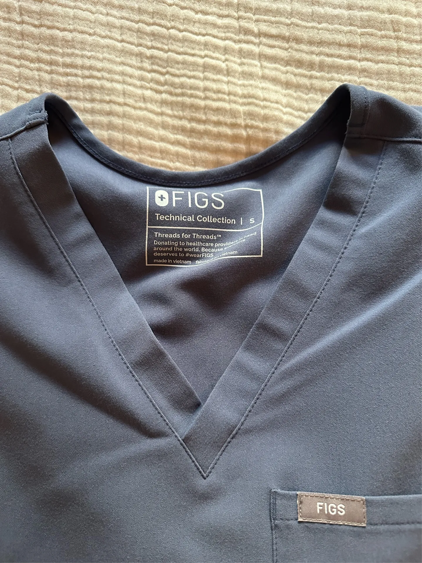 FIGS Top Scrub Catarina Women’s - Image 3