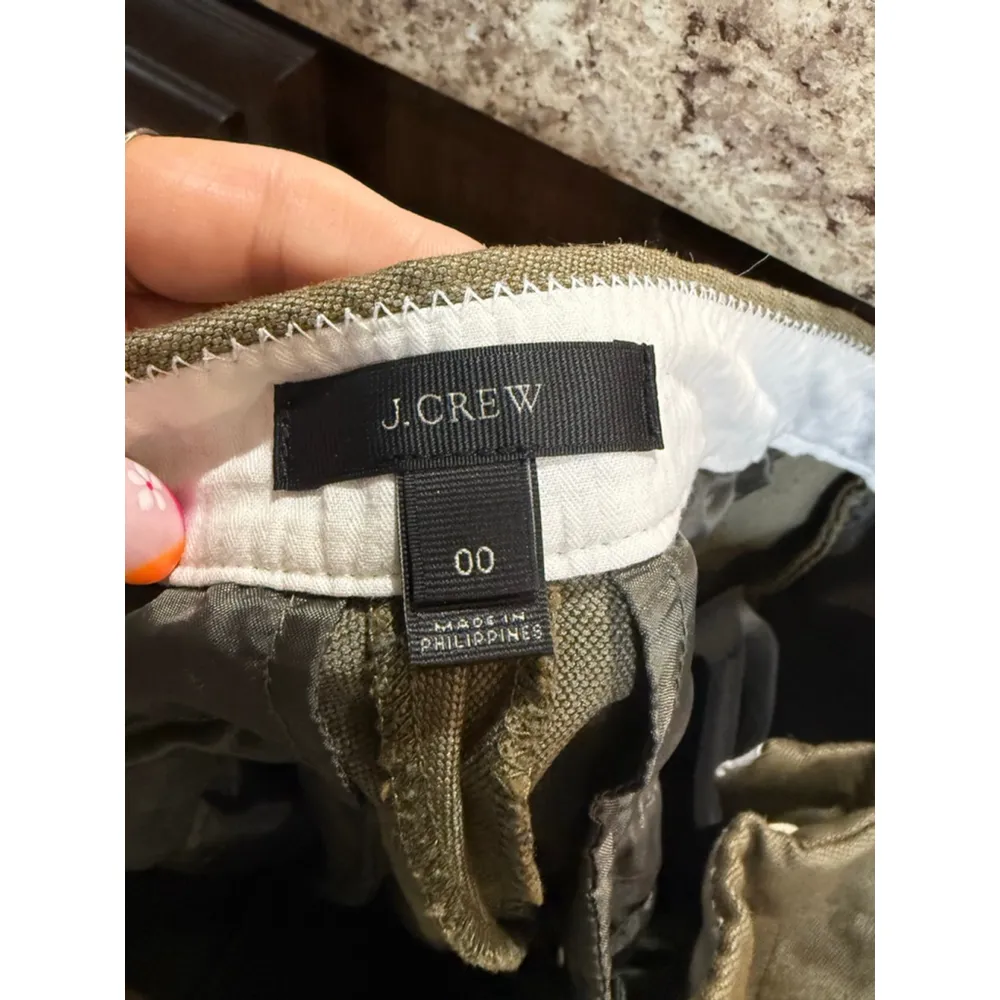 J.Crew Women's Trousers Olive Green Size 00 - Image 8