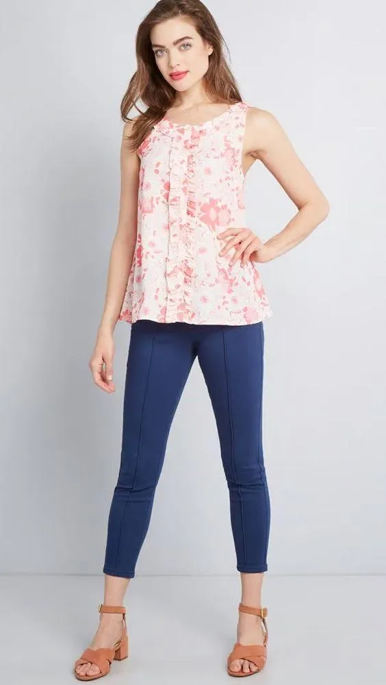 NWT ModCloth bit of frill sleeveless top - Image 3