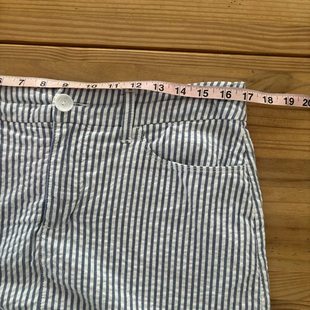 Croft & Barrow Striped Blue and White Skort - Image 7
