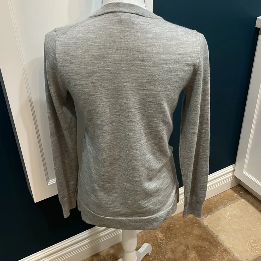 J. Crew gray V-neck long sleeve sweater. - Image 2