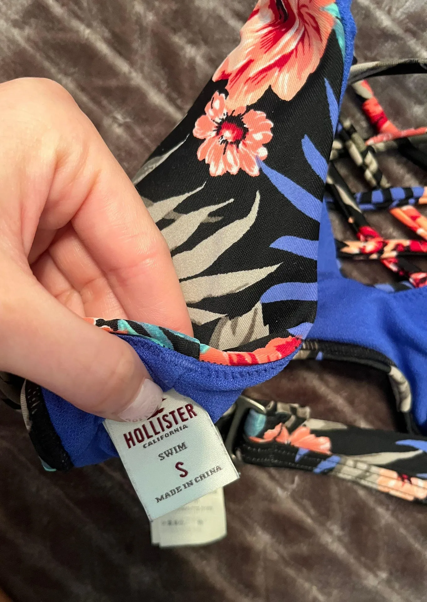 Hollister Swimsuit Top - Image 3