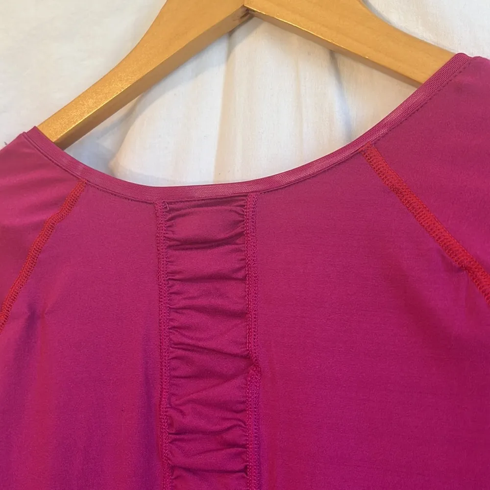 Spanx Long Sleeve Ruched Nylon and Spandex Stretch Athletic Top - Image 5