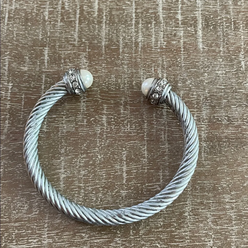 Silver Tone Rope Bangle Bracelet w/ Faux Pearl & Gemstone Detail - Image 2