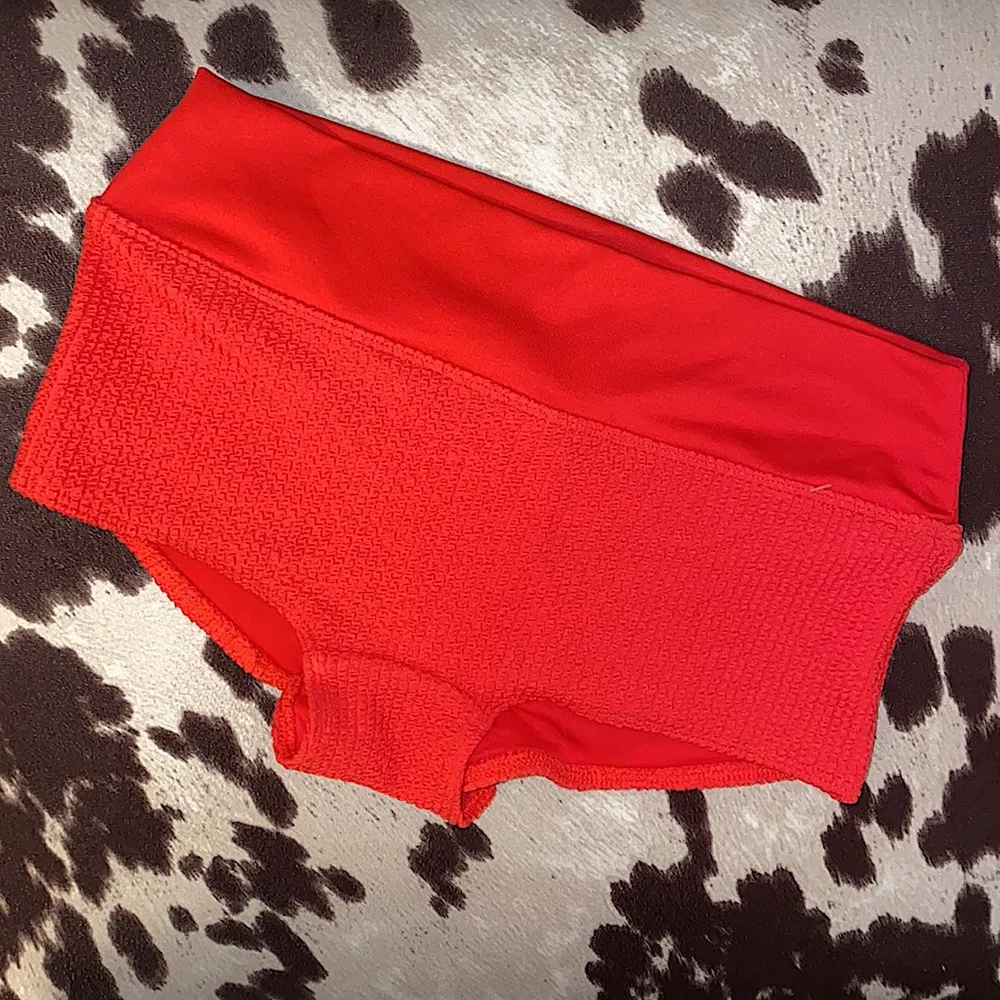 Victoria’s Secret PINK Gym to Swim Textured Shortie - Image 4