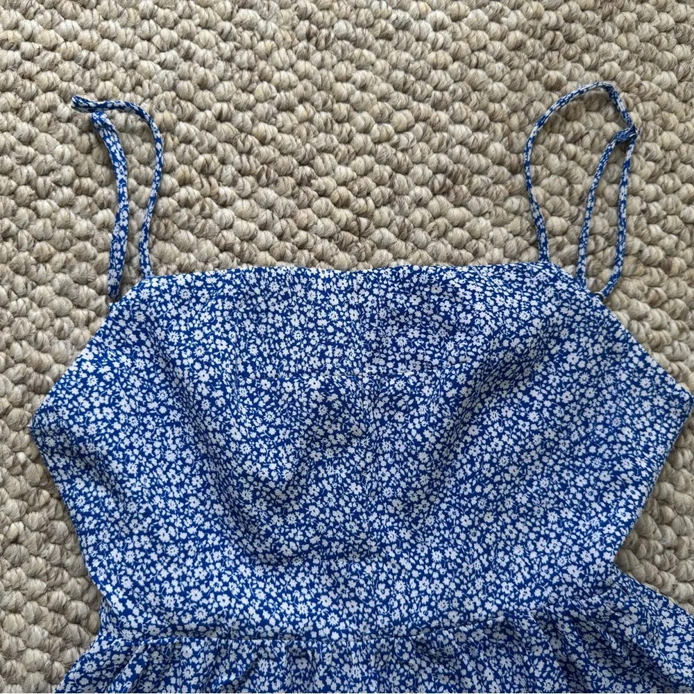 Adorable Princess Polly Tropez Blue Floral Mini Dress Size US 2 - Image 3