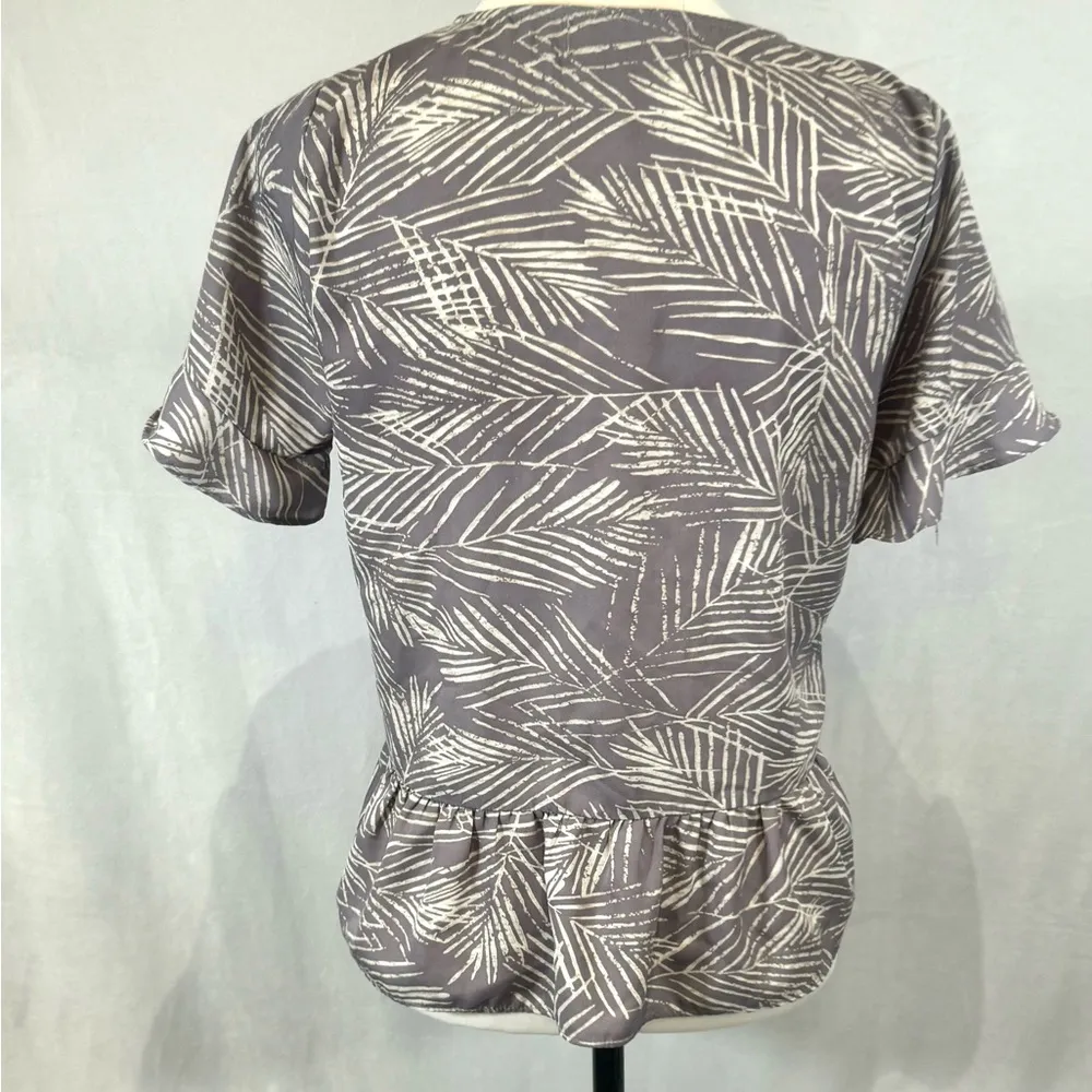 Lilac purple and ivory ruched peplum top size XS - Image 5