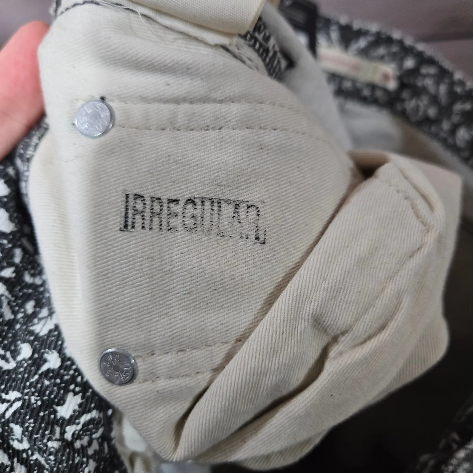 Levi's Black White Floral Baggy Dad Wellthread High Rise Straight Jeans Size 26 - Image 14