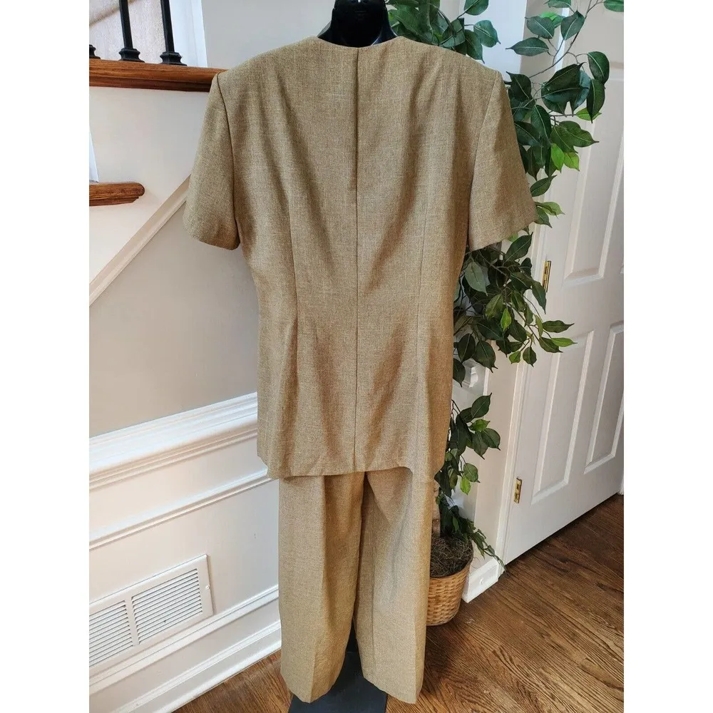 Dani Max Women's Beige Polyester Single Breasted Blazer & Pant 2 Piece Suit 16 - Image 4