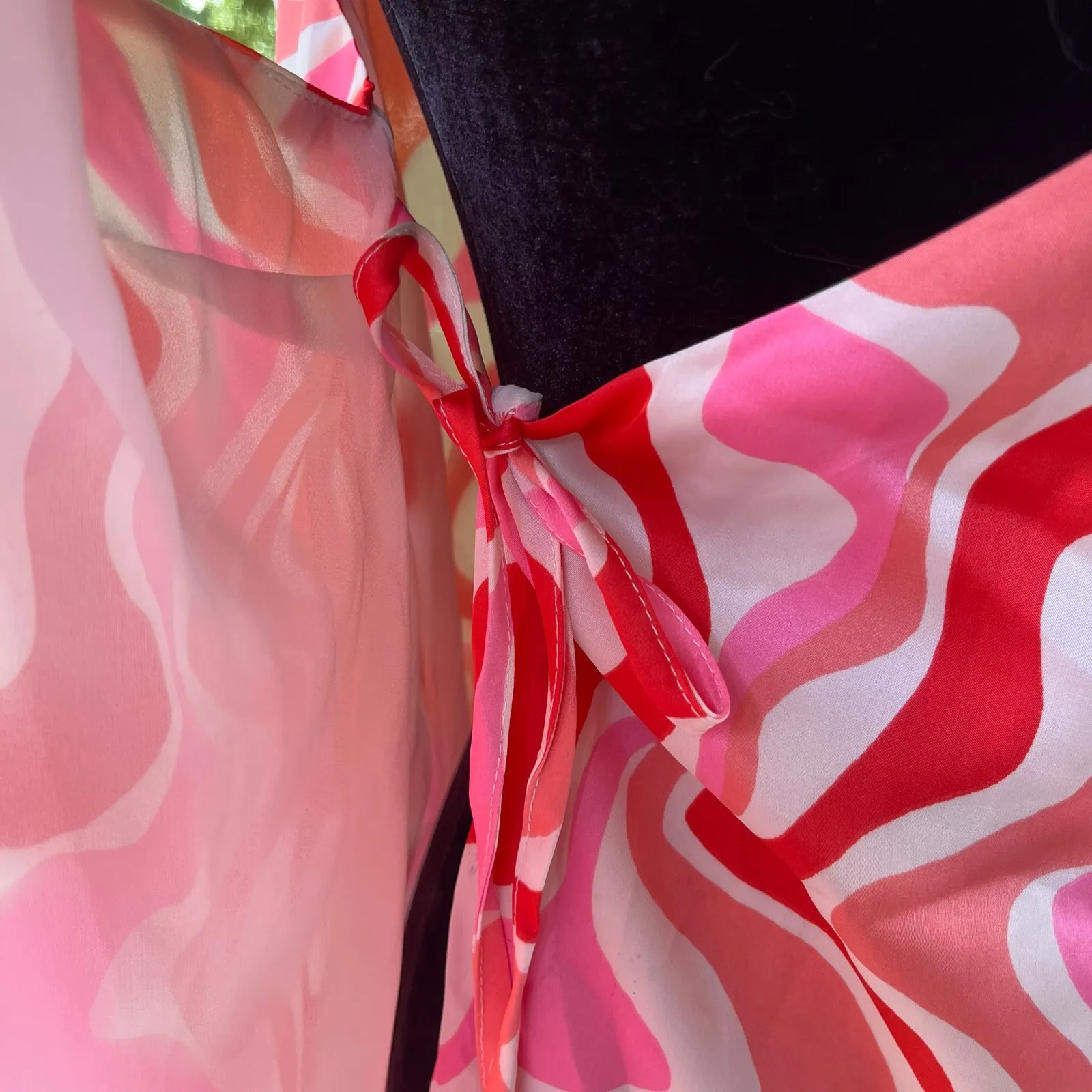 Dress Forum Los Angeles Women's Pink & Red Mini Wrap Dress Size L. NEW - Image 7