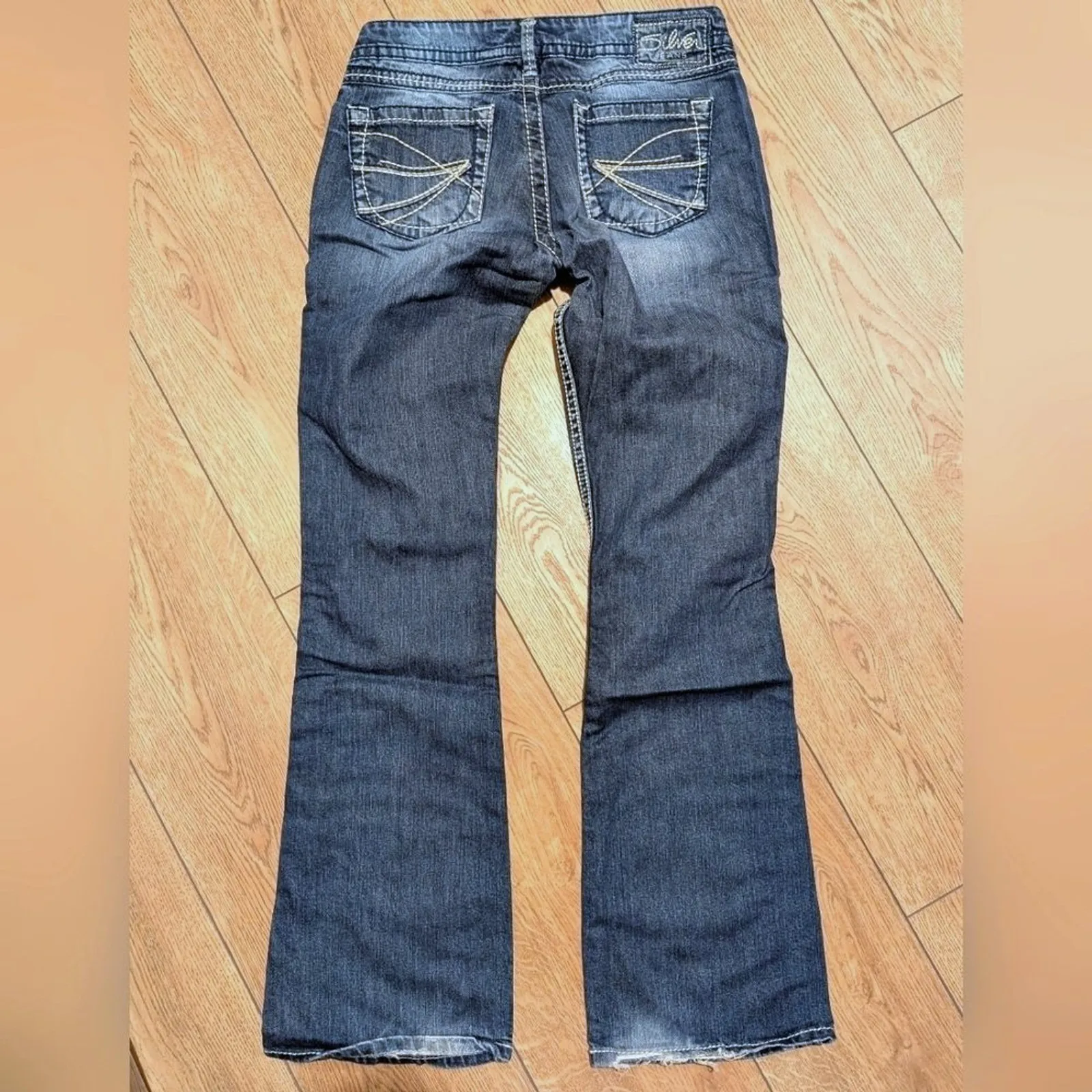 Silver Jeans Twisted Bootcut 28 x 33 Faded Wash Bootcut Boot Leg Denim Boot Leg - Image 7