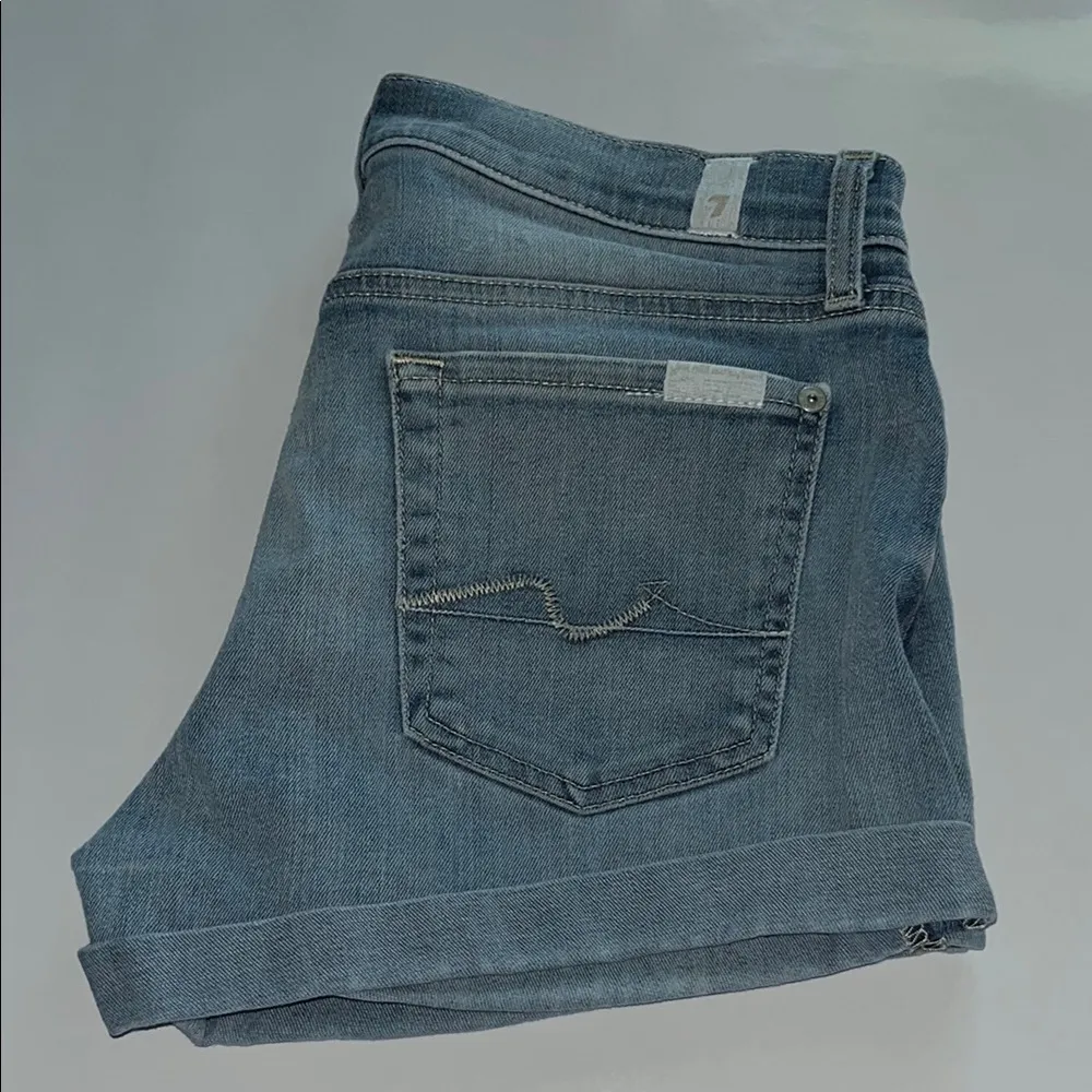 7 For All Mankind Cuffed Shorts Size 27 - Image 3