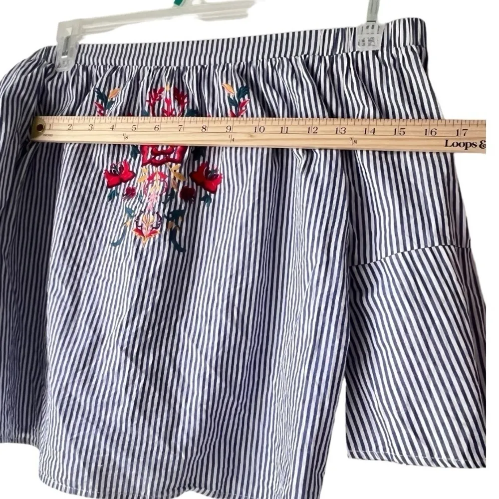 Women’s Blue Rain Tops  Blue Rain Pin Striped Bell Sleeve Off Shoulder size S. - Image 6