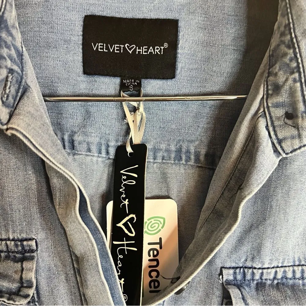 NWT Velvet Heart Womens Denim‎ Short Sleeve Romper Size Small Casual Flattering - Image 6