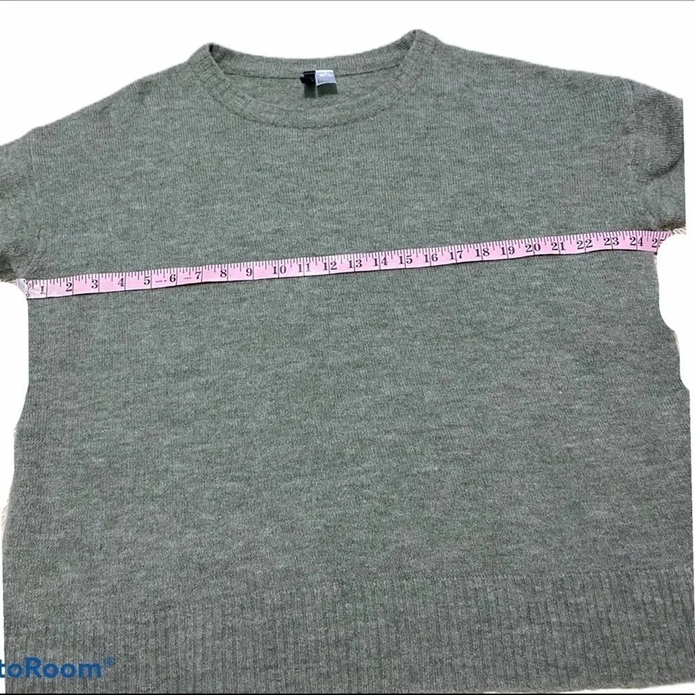 Divided‎ Alpaca Wool Fuzzy Sweater Green Large - Image 7