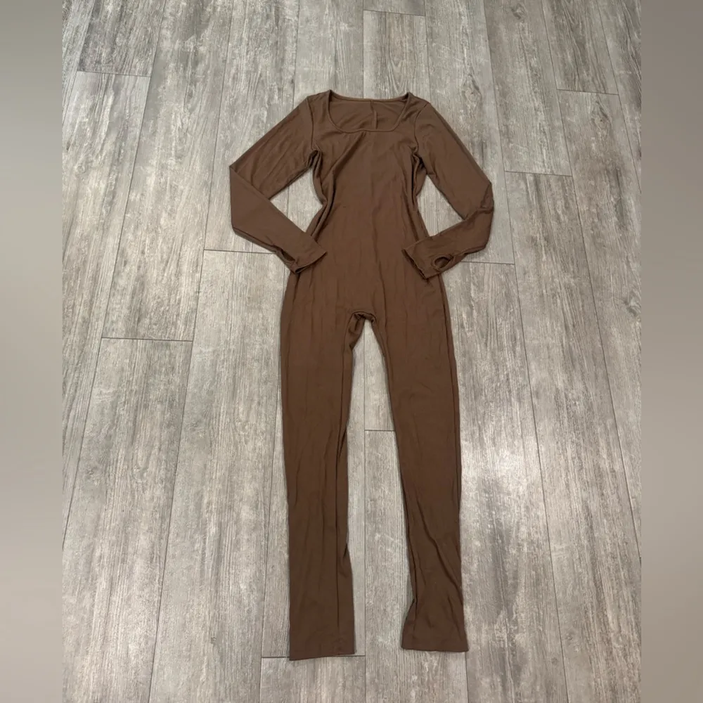 AMAZON Brown Long Sleeve Jumpsuit - Image 4