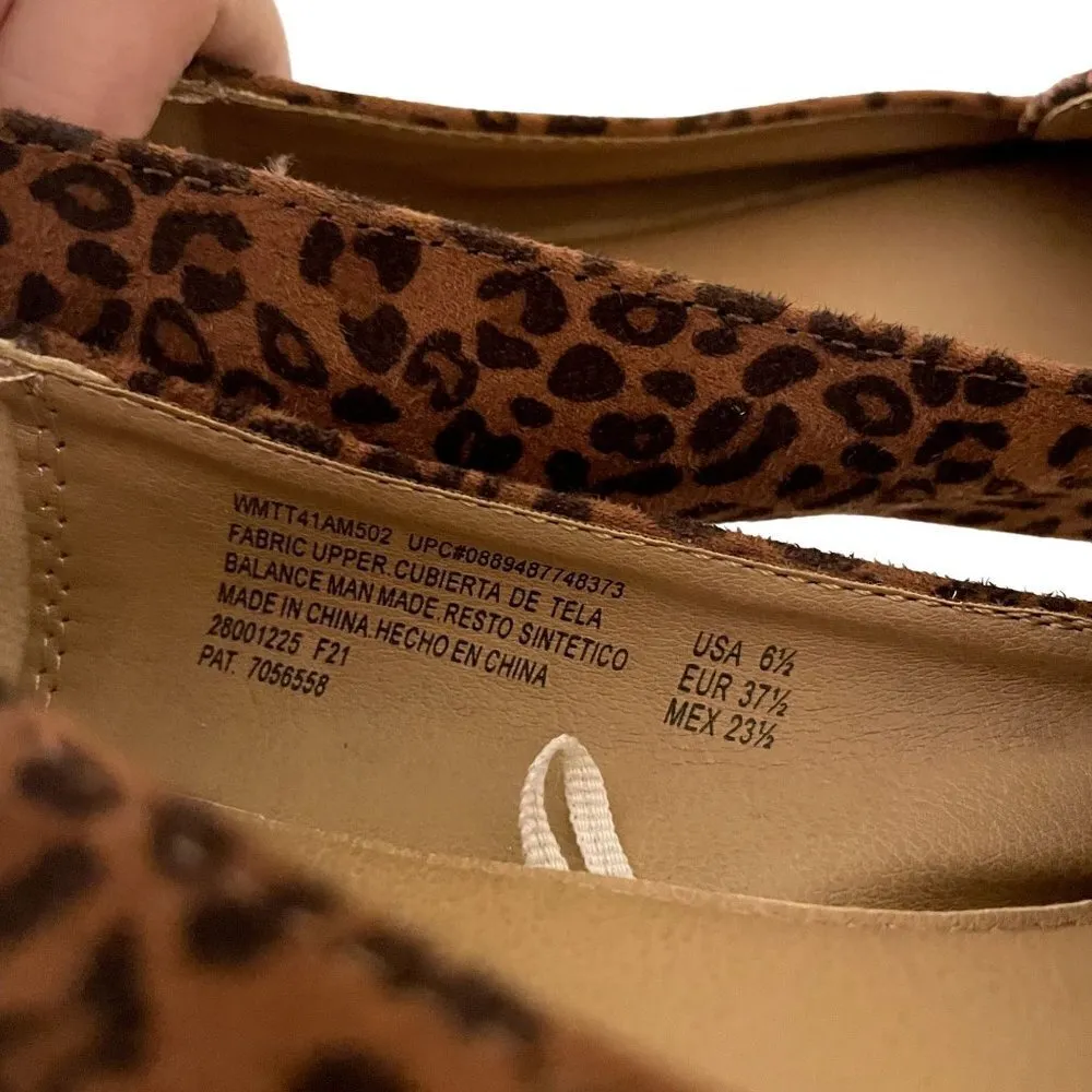 Time and Tru memory foam leopard print flats women's shoes style classic comfort - Image 6