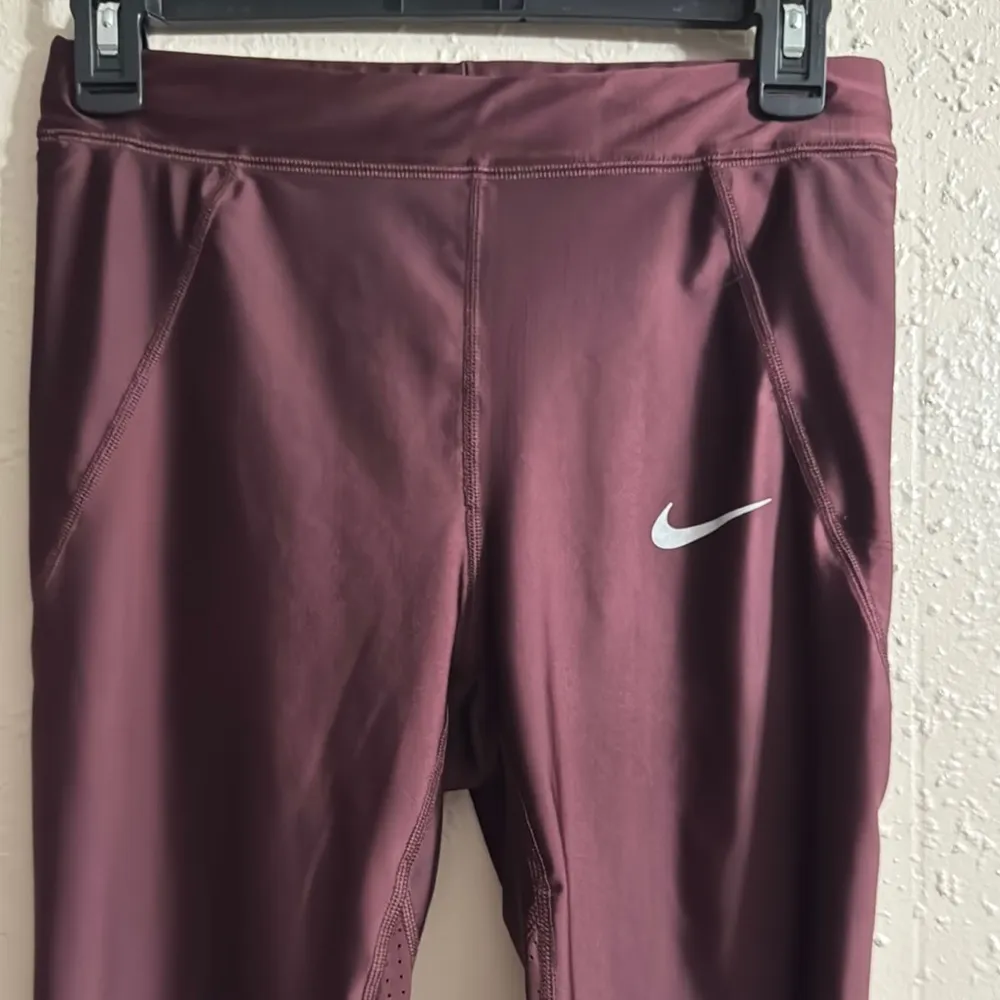 Nike Dri-Fit Cropped Leggings Womens Size Medium Maroon Red Mesh Athletic Active - Image 2