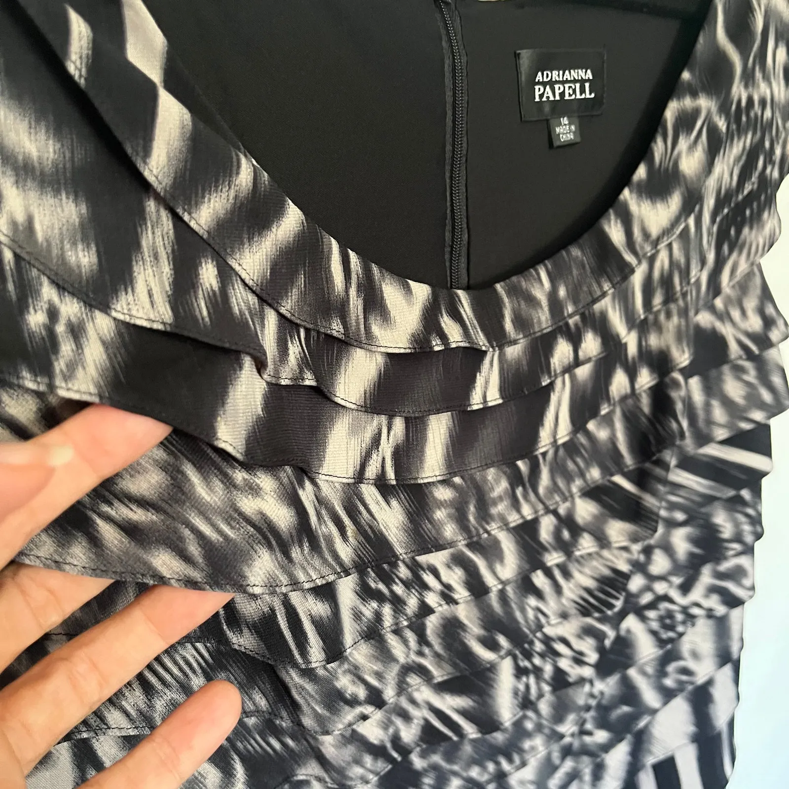 Adrianna Papell Ruffle Sheath Dress Sz 14 Tiered Abstract Glam Art Deco Cocktail - Image 4