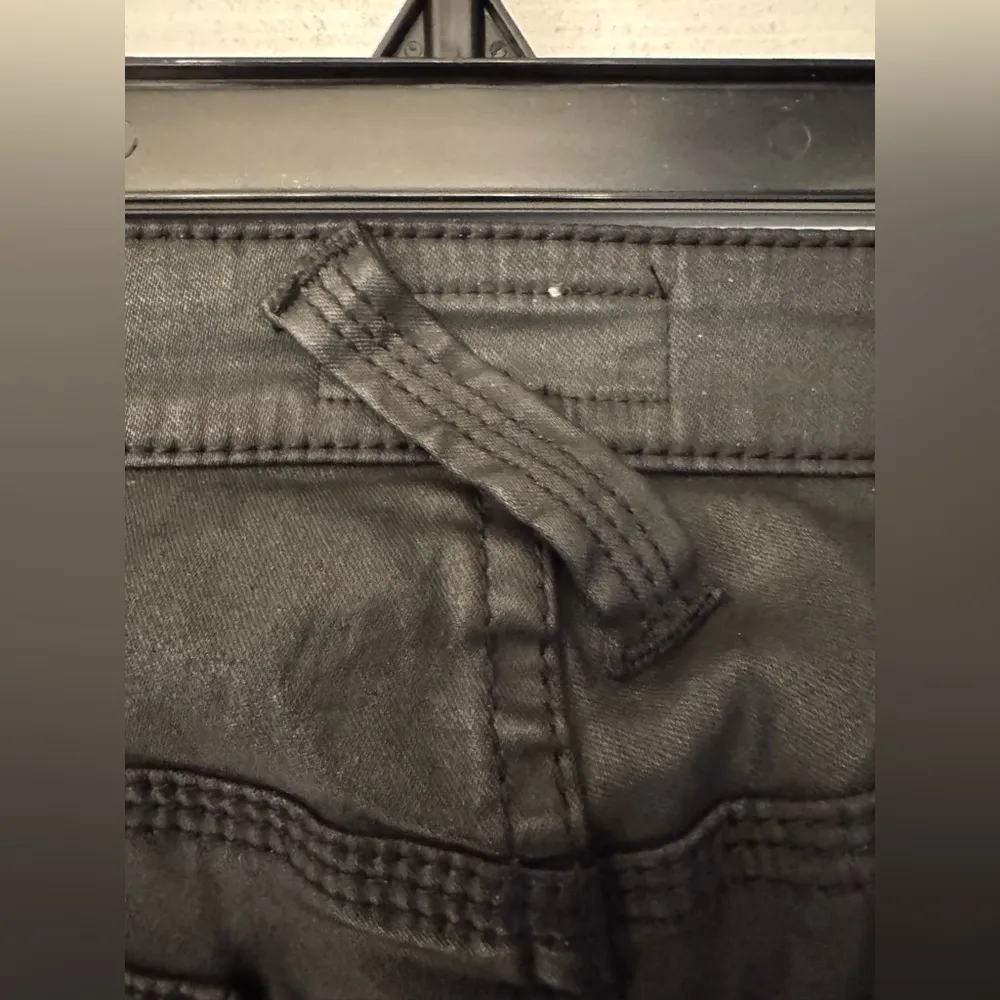 Joie Women's Park Skinny Zipper Pants Women’s Black Coated Denim Size 26 - Image 12