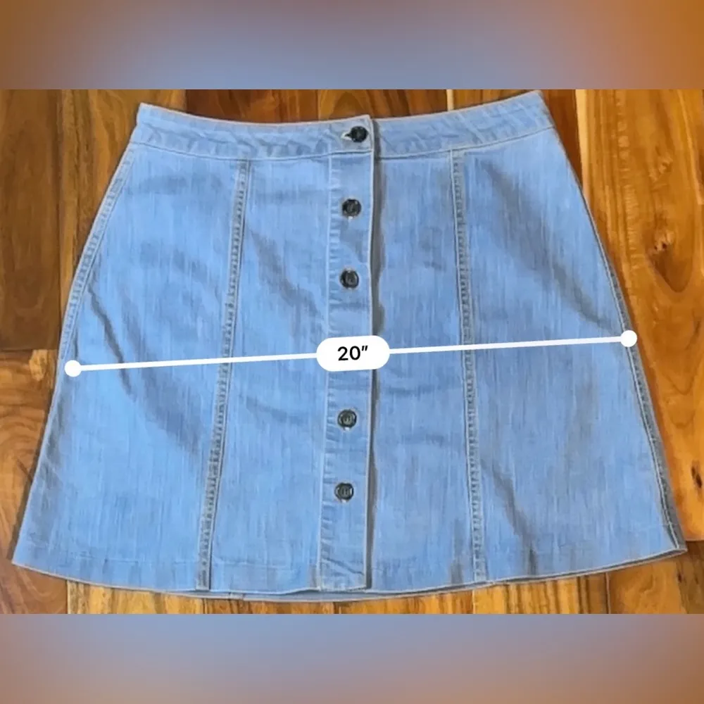 WAYF  Buttoned Down Jean Mini Skirt - Image 10