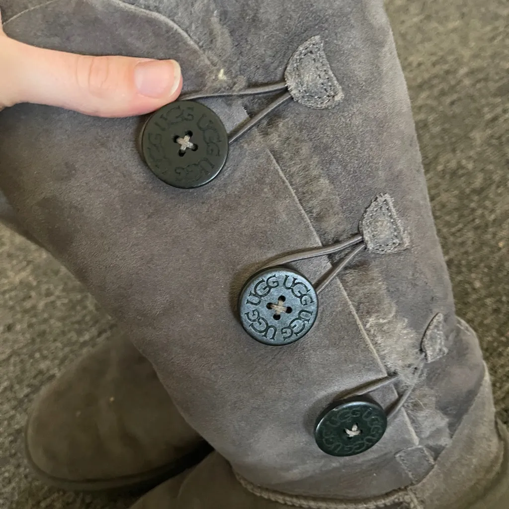 UGG Women’s 7 Bailey Button Triplet Triple Button Gray Classic Tall Boots size 7 - Image 14