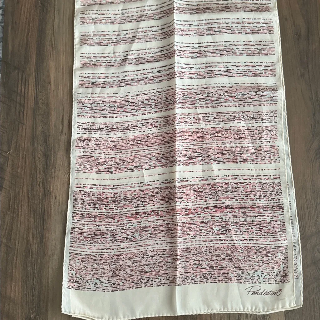 Pendleton Patterned Scarf - Image 3