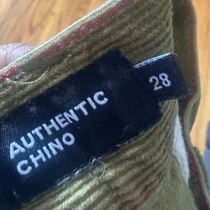 Vans Authentic Olive Green Corduroy Relaxed Pants – Size 28 - Image 7