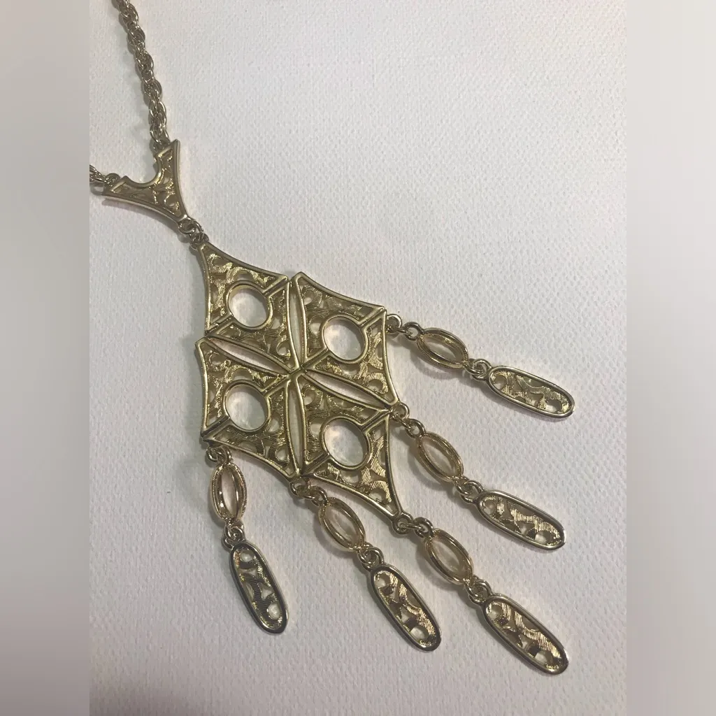 Vintage Art Deco Unique Gold Tone Statement Necklace Diamond Shaped Pendant 18” - Image 2