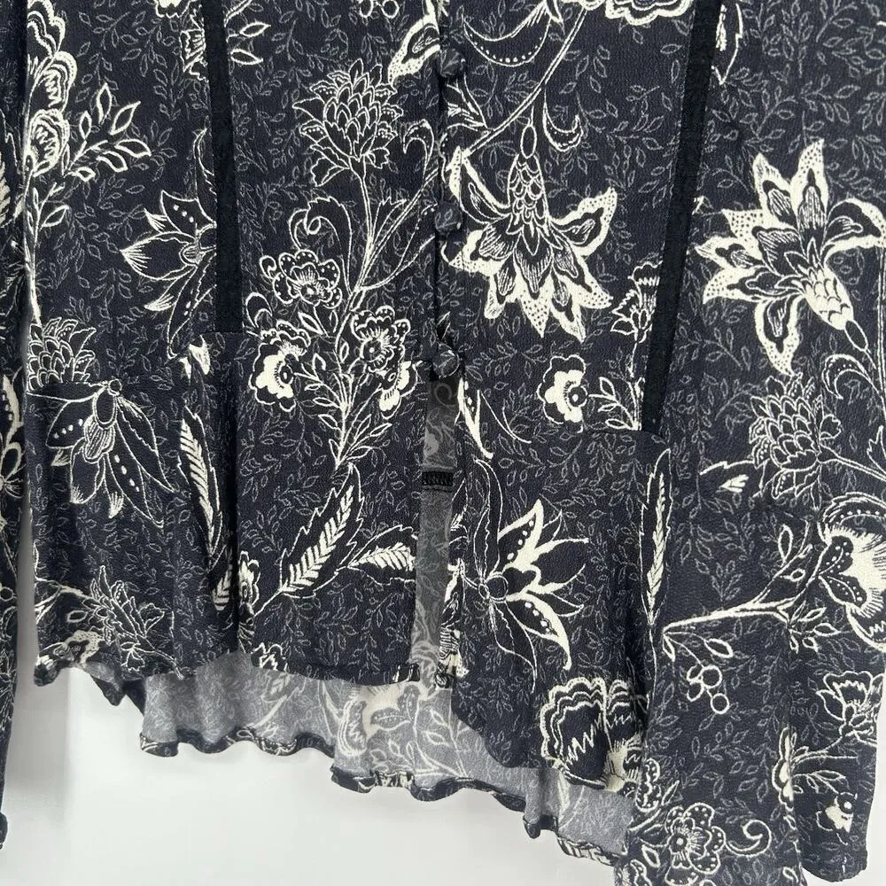 BOG Band Of Gypsies Boho Floral Y2K Top Black White Long Sleeve Lace Siz… - Image 5