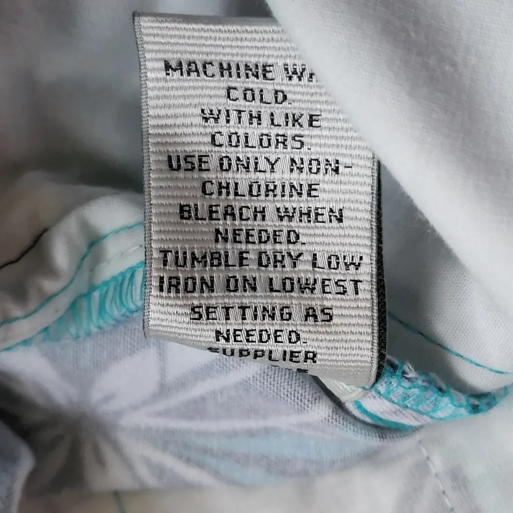 Stylus blue geo glat front chino shorts size 6 - Image 10