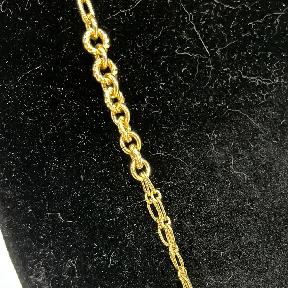 Gold Necklace with Circular Pendant New Without Tags - Image 3