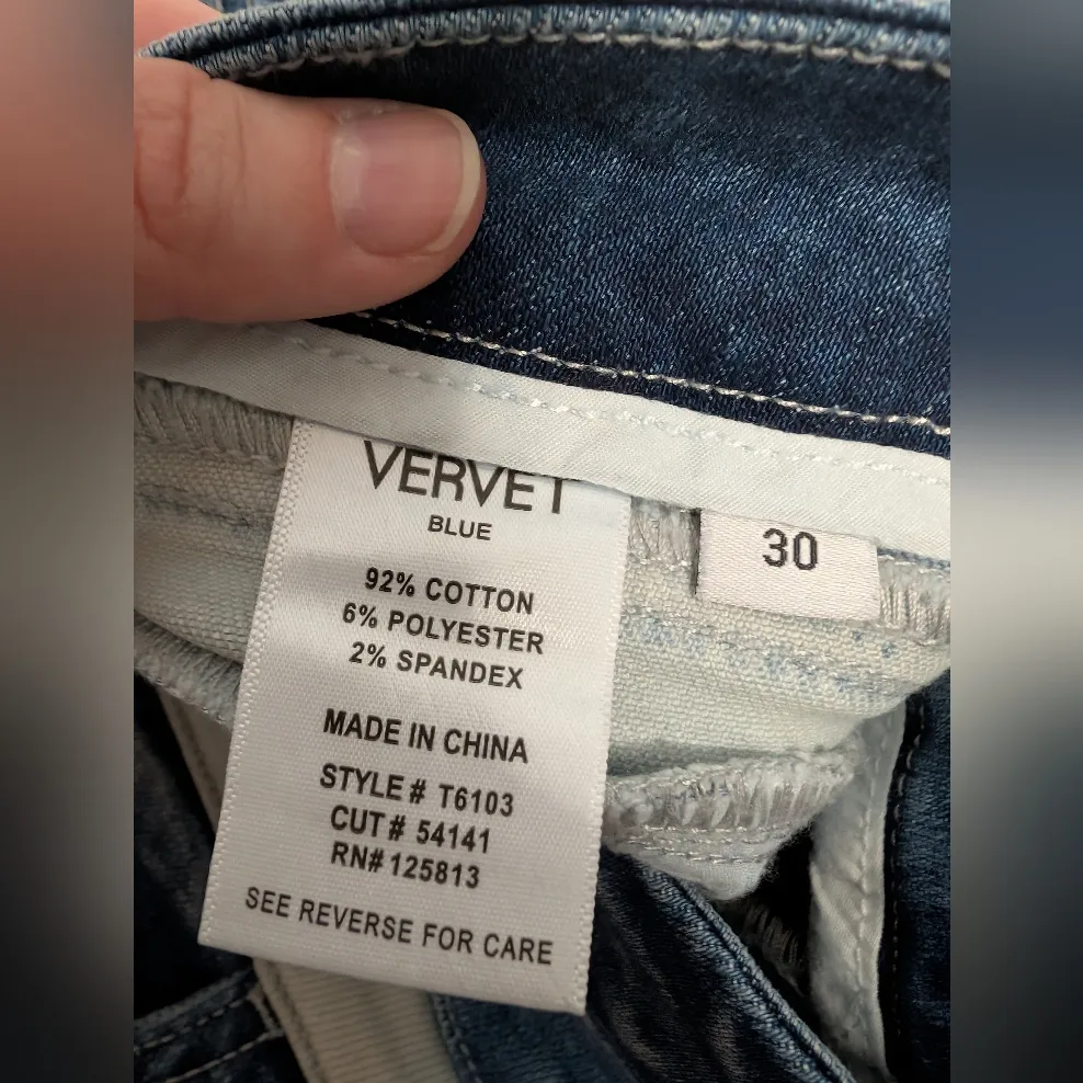 NWOT Vervet High Rise Chevron Bootcut/Flare Jeans W30 White/Medium Wash Blue Size 30 - Image 4