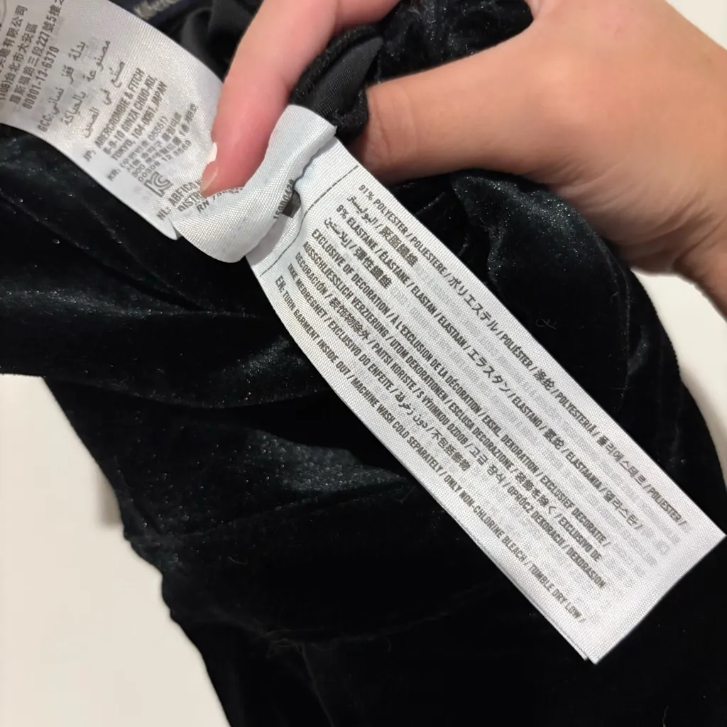 Abercrombie & Fitch Velvet Jumpsuit Bow Sleeveless‎ Wide Leg Black size XS - Image 9