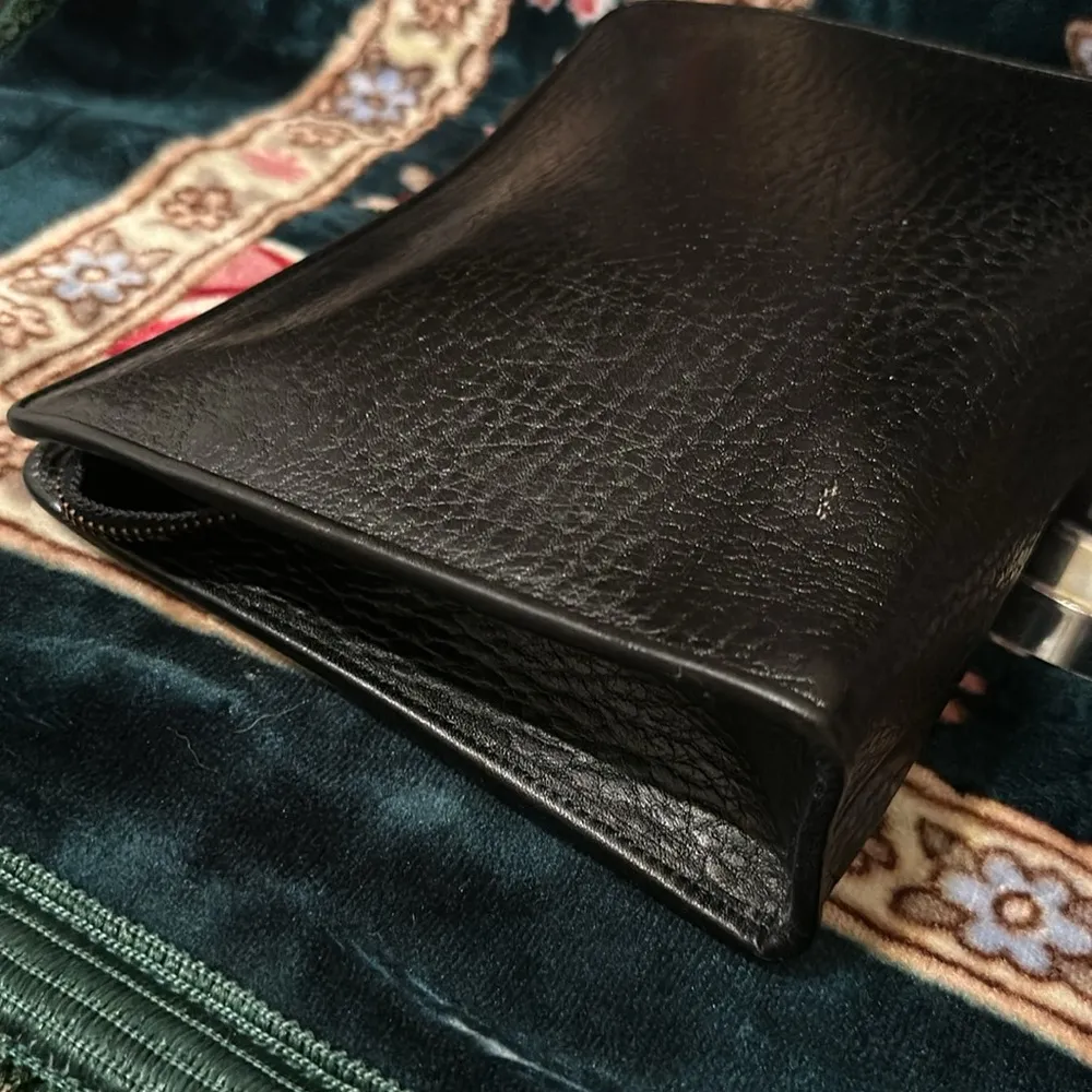 Burberrys Leather Clutch Bag - Image 5