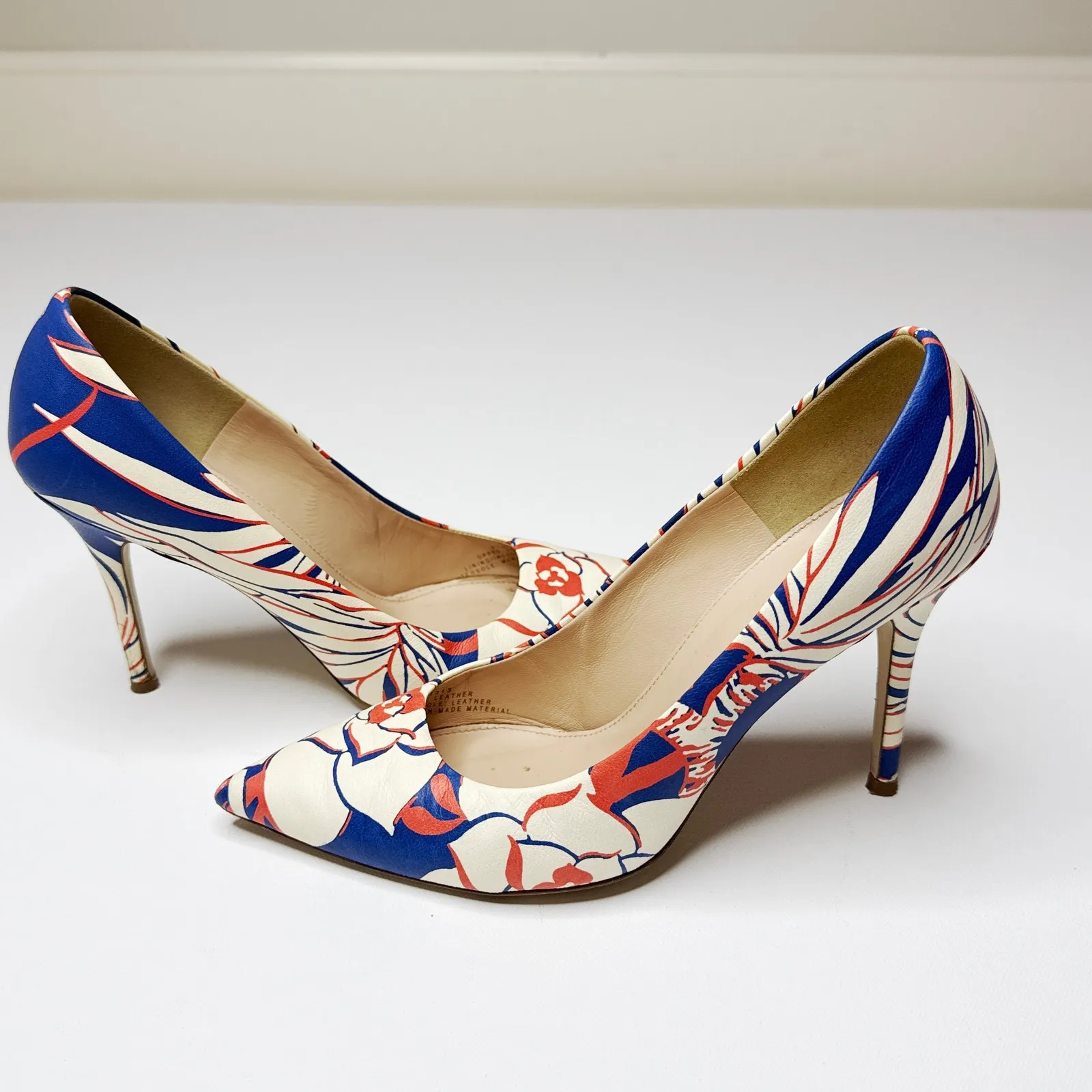 J.Crew Italian Made Leather Floral Heels Size 7.5 Cream‎ Blue Red Print 4" Heel - Image 4