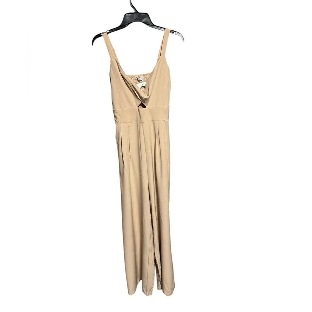 Colombian long beige bodysuit wide leg sleeveless v - Image 2