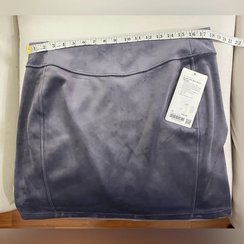 Lululemon NWT Scuba High Rise Velvet Mini Skirt Nightfall Size XL - Image 11