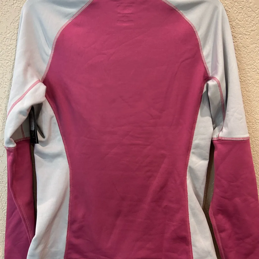 NWT Mountain Hardware Pink and Gray Micro Power Stretch LS Crew Long Sleeve Top - Image 6