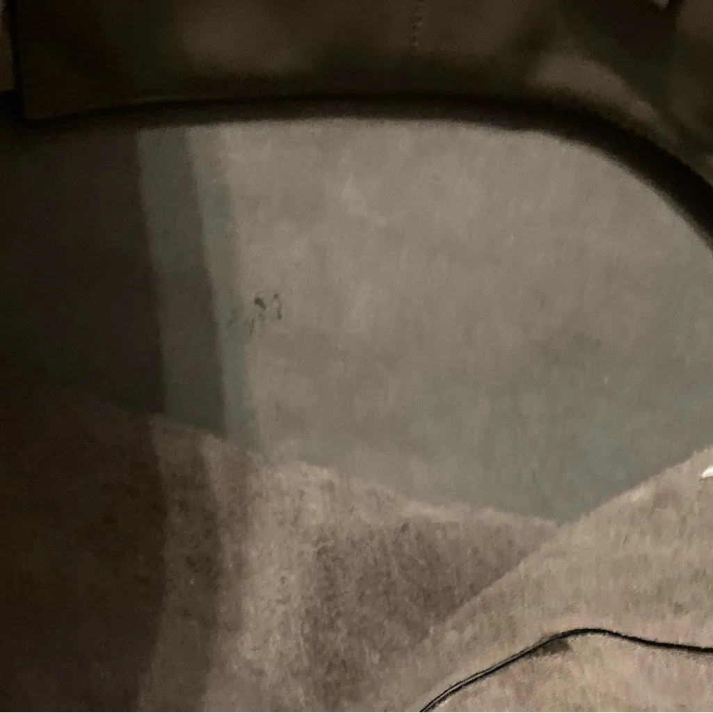 Vince Camuto Tote Bag - Image 4