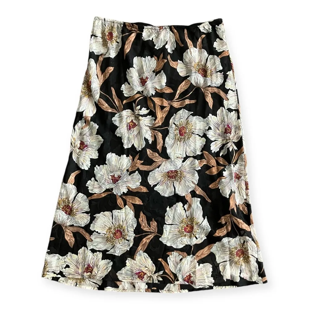 Womens Rho Black Floral Slip Skirt - Image 5
