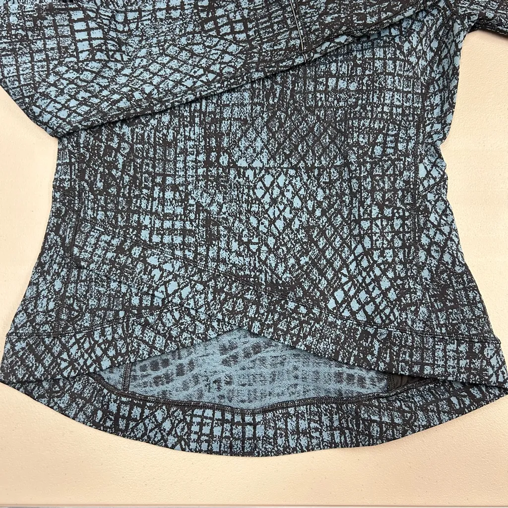 Lululemon Close to Crossing Long Sleeve Shirt Tectonic Jacquard Shipmate Black - Image 3