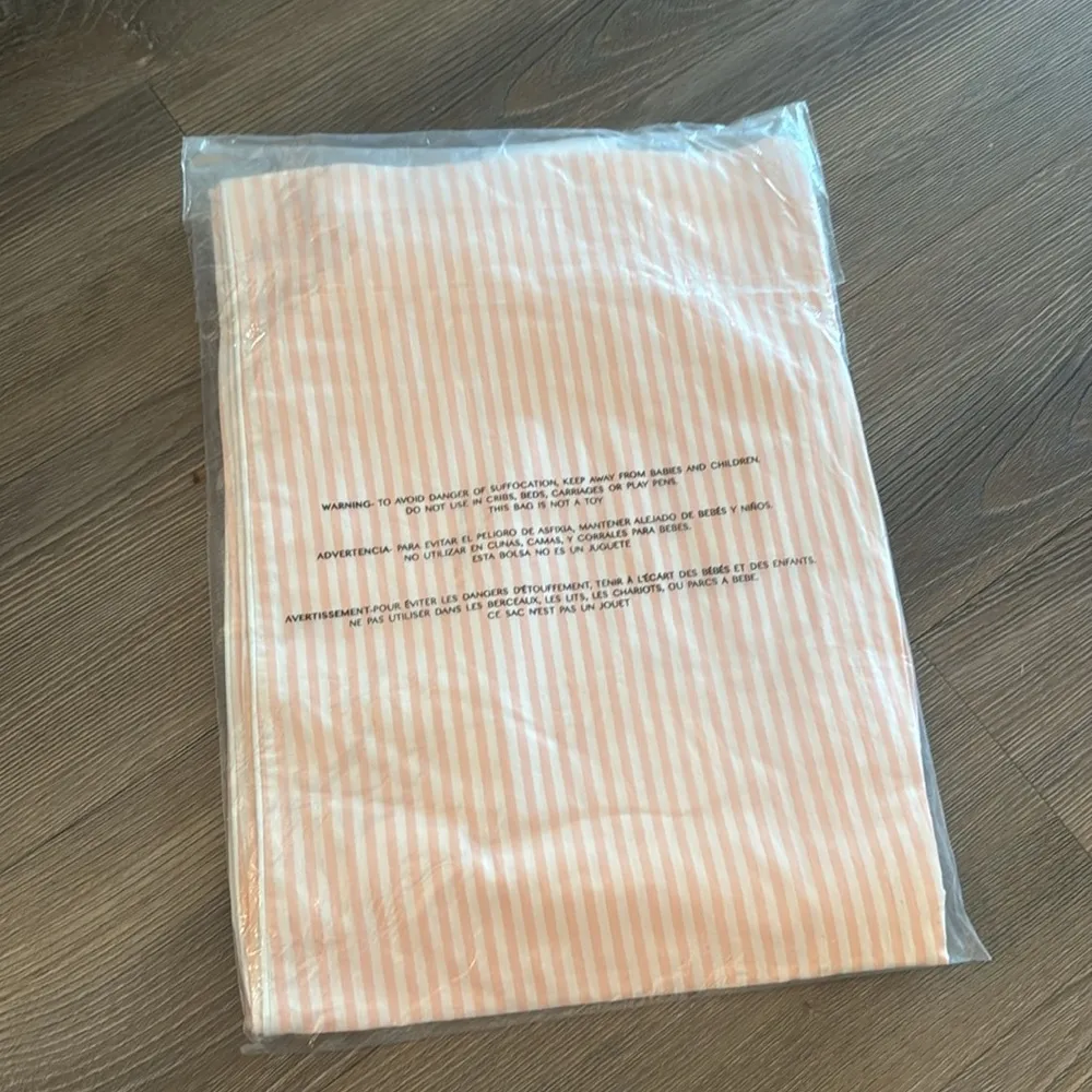 NWT MORGAN LANE Melissa Pinstripe Pattern Trousers in Petal Stripe - Image 4