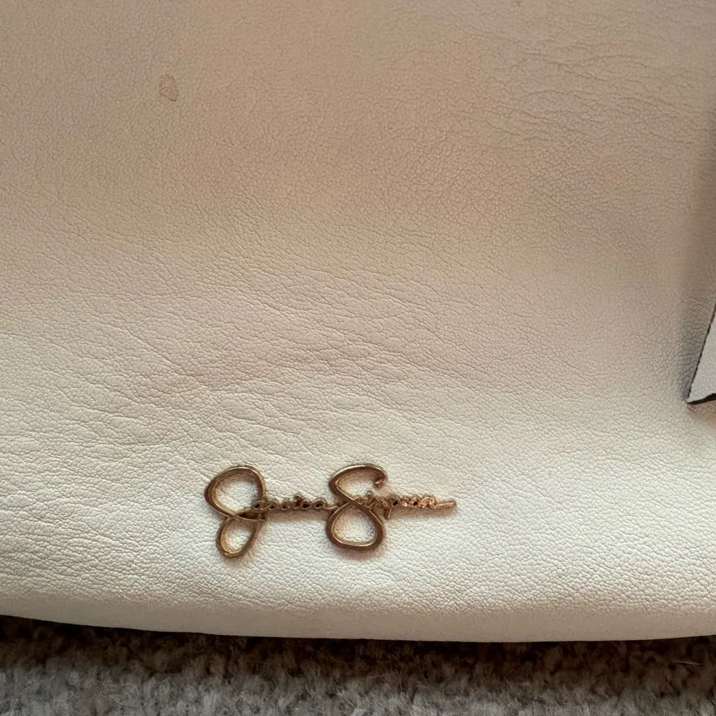 White Faux Leather Crossbody Bag Jessica Simpson Gold Chain Accent - Image 2