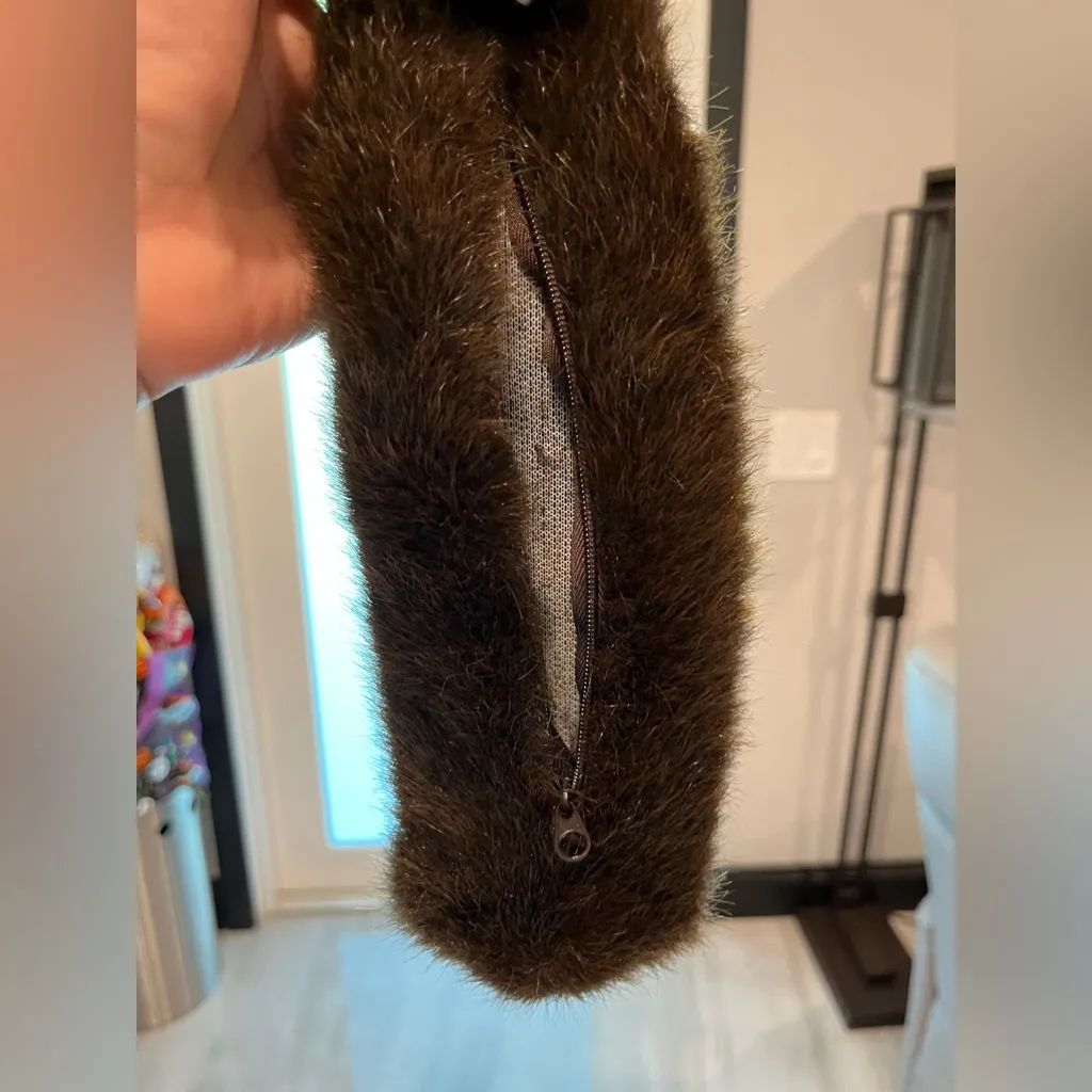 Plush Brown Animal Key Holder - Image 3