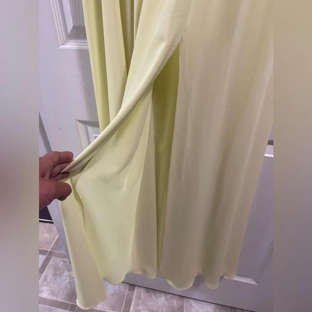 BCBGMAXAZRIA Women's Cowl Neck Flowy Maxi Dress in Lemon Zest Size L - Image 7