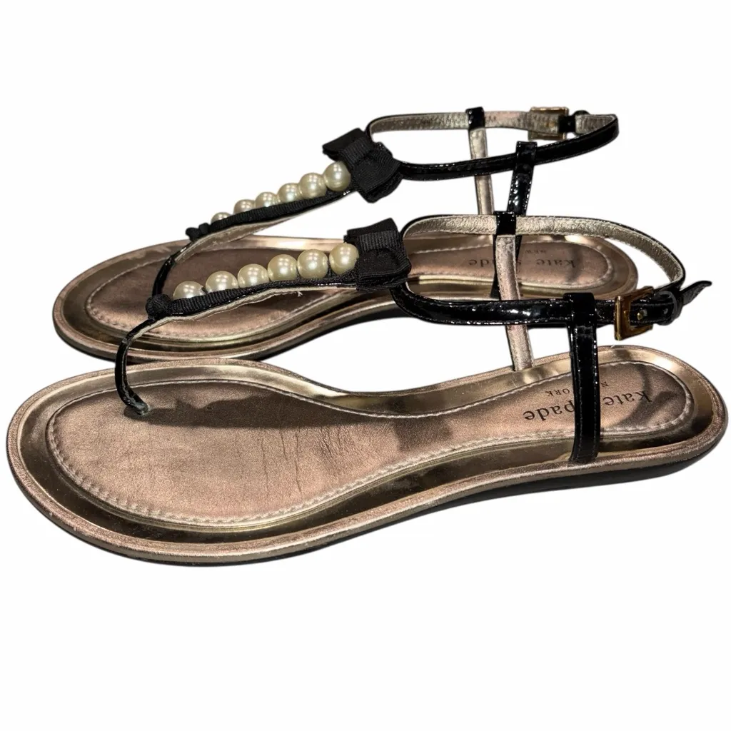 Kate Spade Black Patent Leather Pearl Strap Thong Sandals Shoes size 7.5 - Image 3