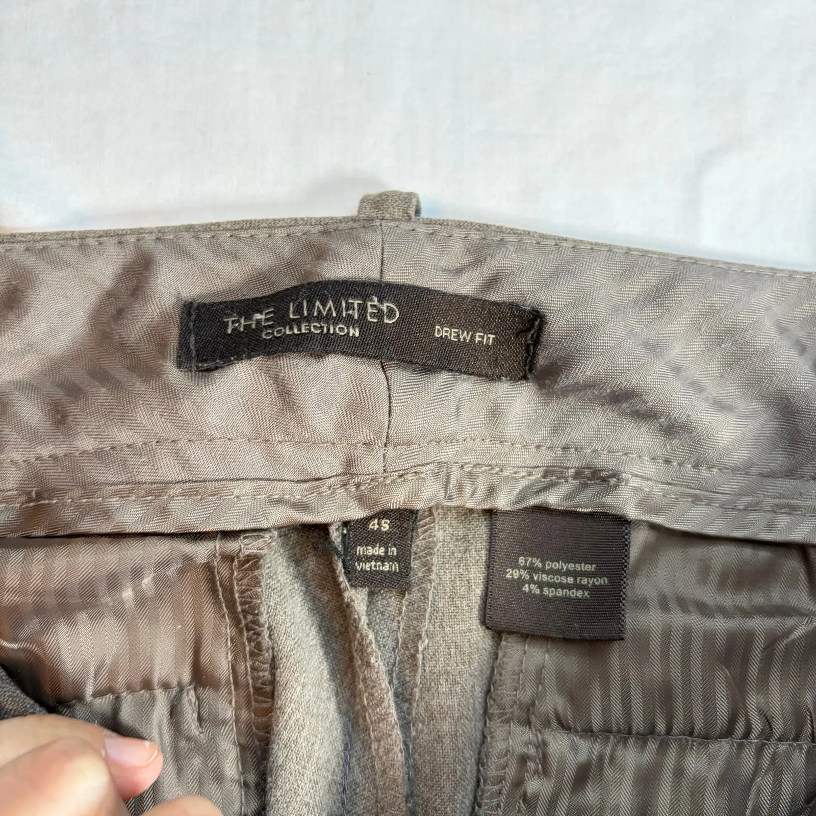 The Limited womens Drew fit taupe wide leg dress pants.  Size 4S.  Y2K, workwear - Image 4